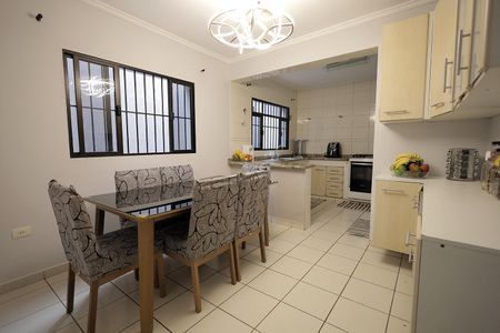 Casa à venda com 164m², 3 quartos e 3 vagasCopa