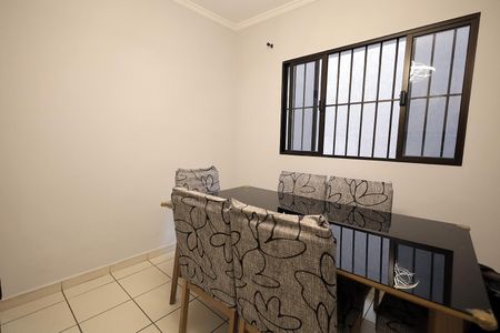 Casa à venda com 164m², 3 quartos e 3 vagasCopa