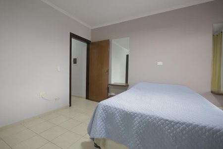 Casa à venda com 164m², 3 quartos e 3 vagasQuarto Suíte 2