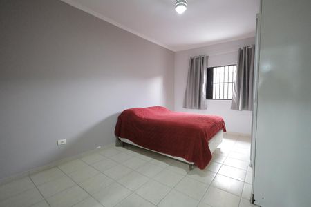 Casa à venda com 164m², 3 quartos e 3 vagasQuarto Suíte