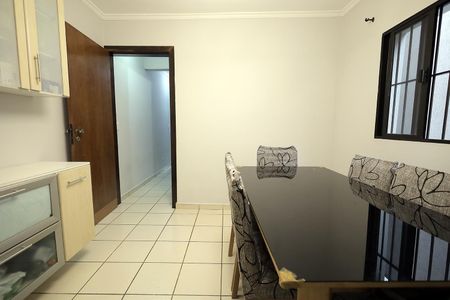 Casa à venda com 164m², 3 quartos e 3 vagasCopa