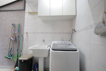 Casa à venda com 164m², 3 quartos e 3 vagasÁrea de Serviço