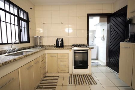 Casa à venda com 164m², 3 quartos e 3 vagasCozinha
