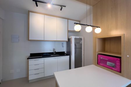 Studio para alugar com 26m², 1 quarto e sem vaga Studio para alugar com 26m², 1 quarto e sem vagaCozinha
