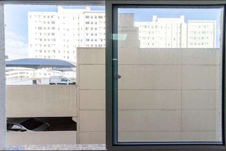 Apartamento para alugar com 44m², 2 quartos e sem vaga Apartamento para alugar com 44m², 2 quartos e sem vagaSala - Janela