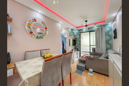 Sala de apartamento à venda com 2 quartos, 49m² em Vila Yolanda, Osasco