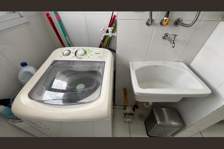 Apartamento à venda com 66m², 2 quartos e 2 vagasÁrea de Serviço