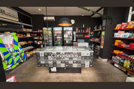 Apartamento à venda com 66m², 2 quartos e 2 vagasMercado