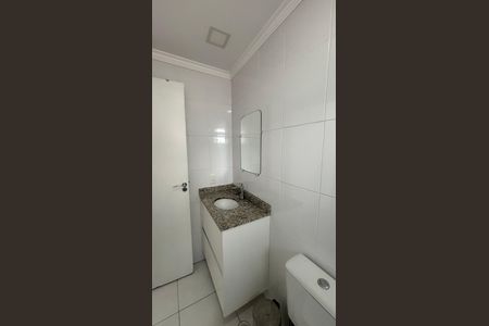 Apartamento à venda com 66m², 2 quartos e 2 vagasBanheiro da Suíte