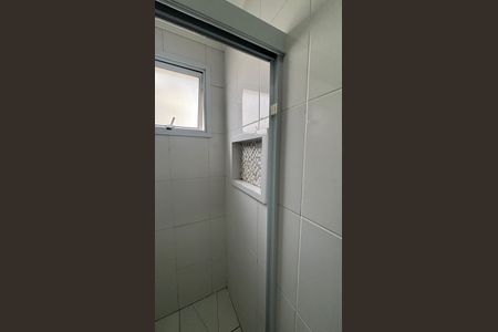 Apartamento à venda com 66m², 2 quartos e 2 vagasBanheiro da Suíte