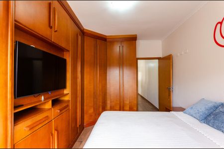 Casa à venda com 177m², 3 quartos e 2 vagasSuíte 2