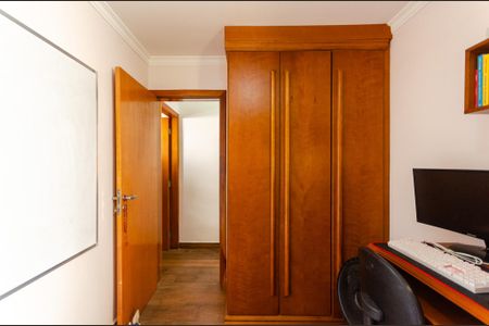 Casa à venda com 177m², 3 quartos e 2 vagasQuarto