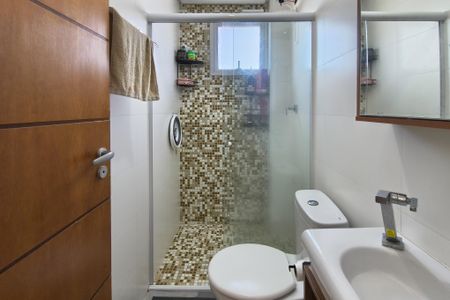 Apartamento para alugar com 75m², 2 quartos e 2 vagas Apartamento para alugar com 75m², 2 quartos e 2 vagasBanheiro da Suíte