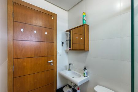 Apartamento para alugar com 75m², 2 quartos e 2 vagas Apartamento para alugar com 75m², 2 quartos e 2 vagasBanheiro