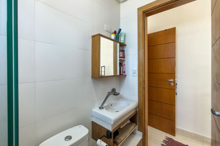 Apartamento para alugar com 75m², 2 quartos e 2 vagas Apartamento para alugar com 75m², 2 quartos e 2 vagasBanheiro da Suíte
