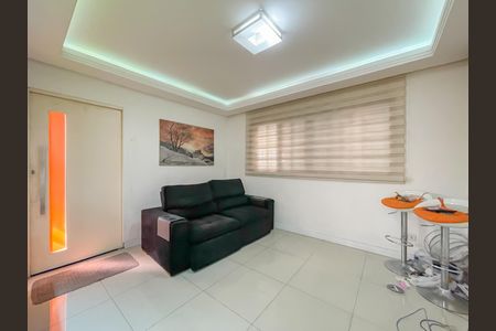 Sala de casa à venda com 2 quartos, 208m² em Quitaúna, Osasco