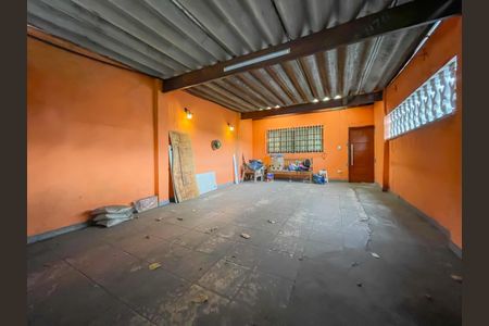 Casa à venda com 208m², 2 quartos e 4 vagasGaragem