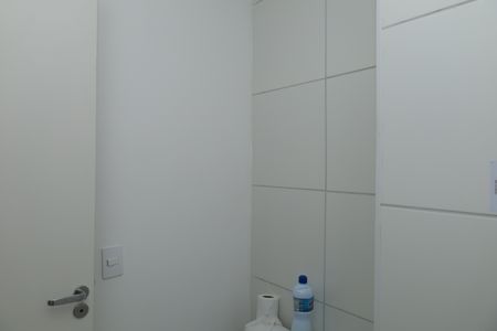 Apartamento para alugar com 36m², 2 quartos e sem vagaBanheiro