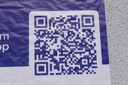 Apartamento para alugar com 36m², 2 quartos e sem vagaPlaca instalada na fachada do condomínio - Código da placa: YIXW-1466