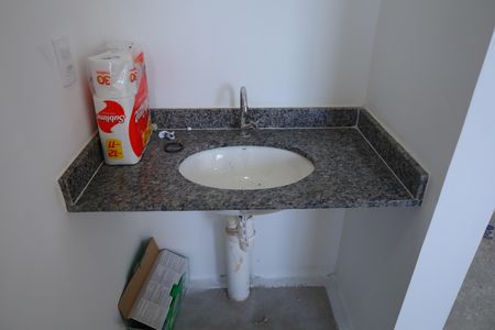 Apartamento para alugar com 36m², 2 quartos e sem vagaBanheiro