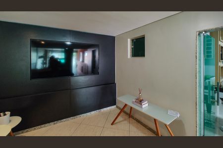 Casa para alugar com 5 quartos, 190m² em Jardim dos Comerciários, Belo Horizonte