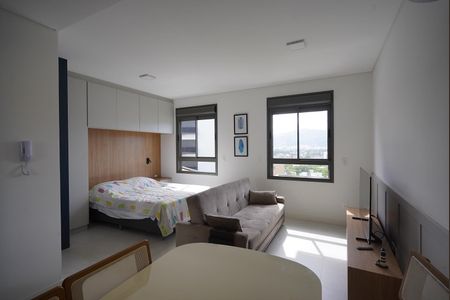 Sala - quarto de apartamento para alugar com 1 quarto, 36m² em Carvoeira, Florianópolis