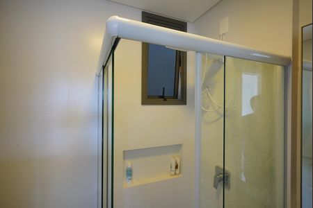 Banheiro de apartamento para alugar com 1 quarto, 36m² em Carvoeira, Florianópolis