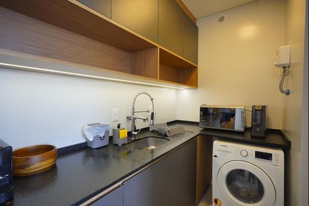 Cozinha de apartamento para alugar com 1 quarto, 36m² em Carvoeira, Florianópolis