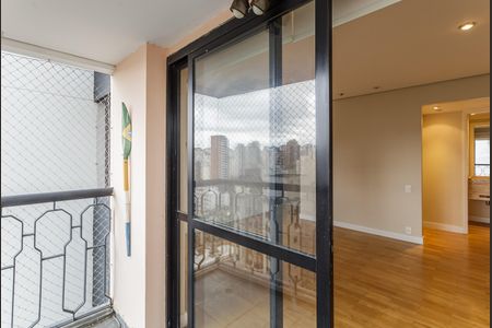 Apartamento para alugar com 97m², 3 quartos e 2 vagasVaranda