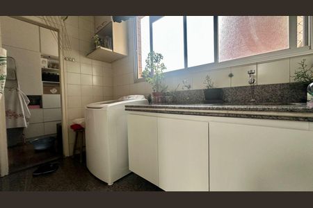 Apartamento à venda com 170m², 4 quartos e 3 vagasÁrea de serviço 