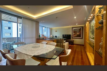 Apartamento à venda com 170m², 4 quartos e 3 vagasSala 