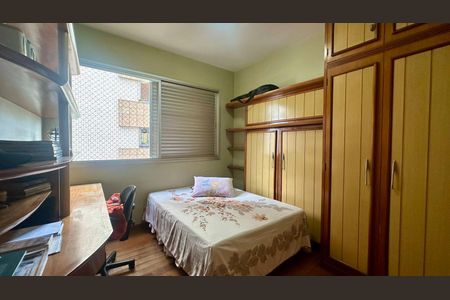 Apartamento à venda com 170m², 4 quartos e 3 vagasQuarto 