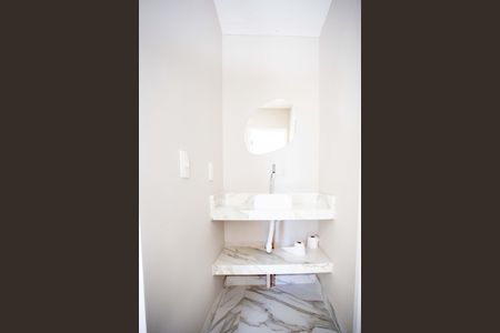 Apartamento à venda com 37m², 2 quartos e sem vagaBanheiro