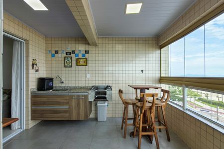 Apartamento para alugar com 83m², 2 quartos e 1 vagaSacada 