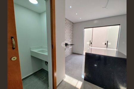 Casa à venda com 3 quartos, 151m² em Vila Carrão, São Paulo
