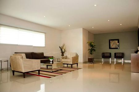 Apartamento à venda com 130m², 3 quartos e 2 vagasHall social