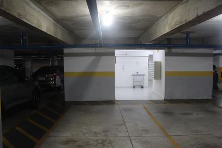 Apartamento à venda com 130m², 3 quartos e 2 vagasGaragem