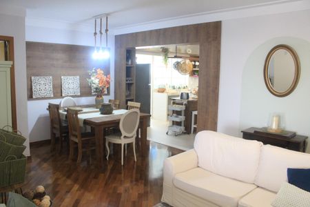 Apartamento à venda com 130m², 3 quartos e 2 vagasSala