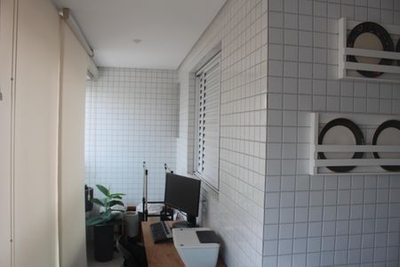 Apartamento à venda com 130m², 3 quartos e 2 vagasVaranda
