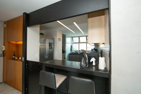 Apartamento à venda com 90m², 2 quartos e 2 vagasCOZINHA