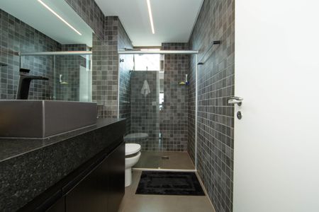 Apartamento à venda com 90m², 2 quartos e 2 vagasBANHEIRO1