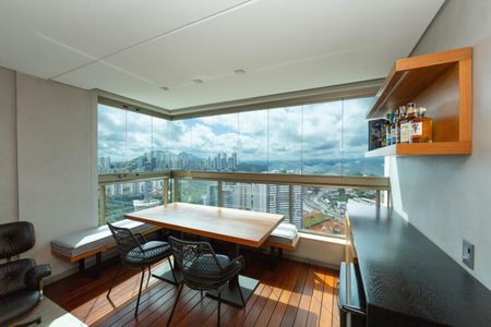 VARANDA de apartamento à venda com 2 quartos, 90m² em Vila da Serra, Nova Lima