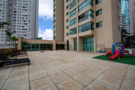 Apartamento à venda com 90m², 2 quartos e 2 vagasAREA LIVRE