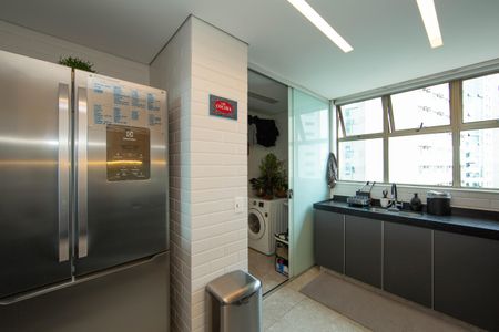 Apartamento à venda com 90m², 2 quartos e 2 vagasCOZINHA