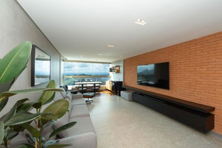 Apartamento à venda com 90m², 2 quartos e 2 vagasSALA