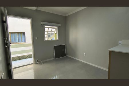 Studio para alugar com 18m², 1 quarto e sem vaga Studio para alugar com 18m², 1 quarto e sem vagaQuarto