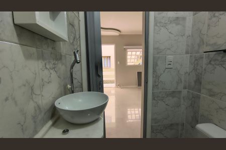 Studio para alugar com 18m², 1 quarto e sem vaga Studio para alugar com 18m², 1 quarto e sem vagaBanheiro