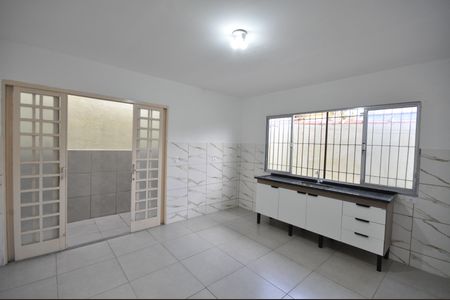 Casa à venda com 132m², 2 quartos e 2 vagasCozinha