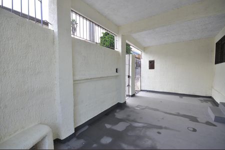 Casa à venda com 132m², 2 quartos e 2 vagasGaragem