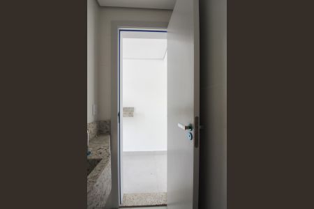 Casa à venda com 110m², 2 quartos e 1 vaga Casa à venda com 110m², 2 quartos e 1 vagaLavabo